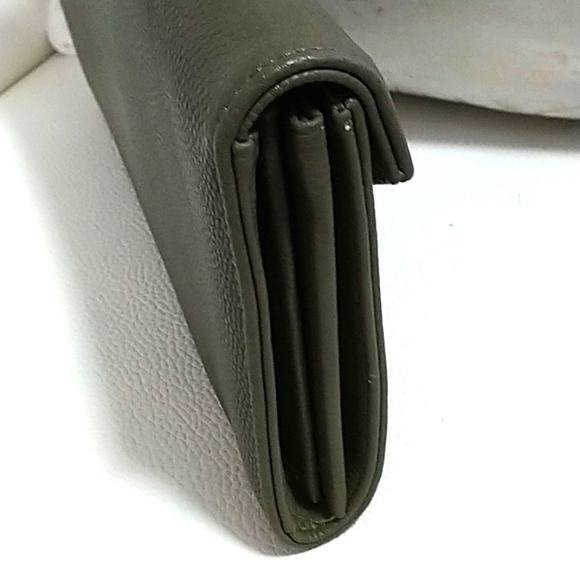 Charming Charlie Army Green Oversized Clutch - Picture 8 of 9